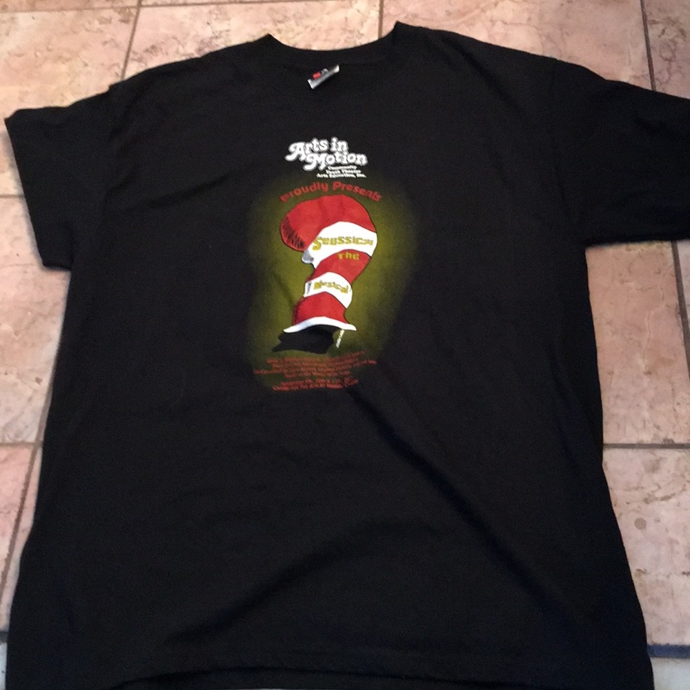 HANES BEEFY T SHIRT SEUSSICAL THE MUSICAL